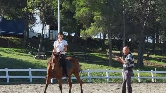 Il centro ippico comunale di Santa Barbara, uno dei centri più rilevanti non solo nel panorama regionale. I gestori chiedono di accelerare la conclusione dei lavori (foto d’archivio) Il centro ippico comunale di Santa Barbara, uno dei centri più rilevanti non solo nel panorama regionale. I gestori chiedono di accelerare la conclusione dei lavori (foto d’archivio)