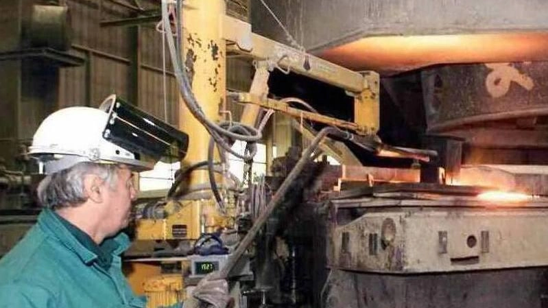 “Anomalia“ all’impianto. che preriscalda le bramme destinate alla laminazione “Anomalia“ all’impianto. che preriscalda le bramme destinate alla laminazione