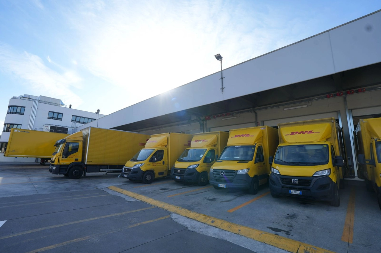 DHL