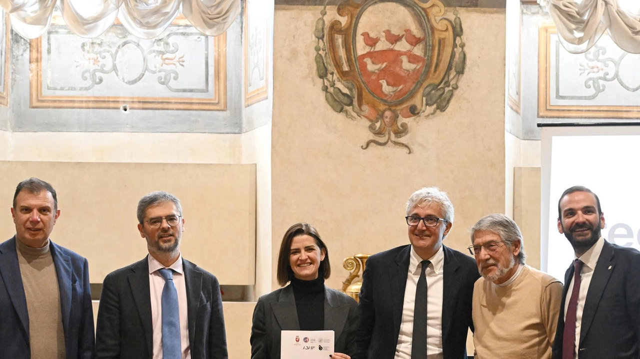 Favorire la collaborazione tra il Comune e gli Istituti di alta formazione per costruire in modo sempre più integrato politiche... Favorire la collaborazione tra il Comune e gli Istituti di alta formazione per costruire in modo sempre più integrato politiche...