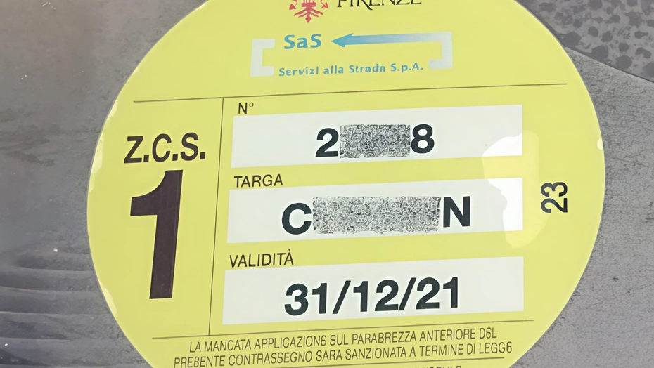 La vetrofania gialla per la. Zcs 1 La vetrofania gialla per la. Zcs 1