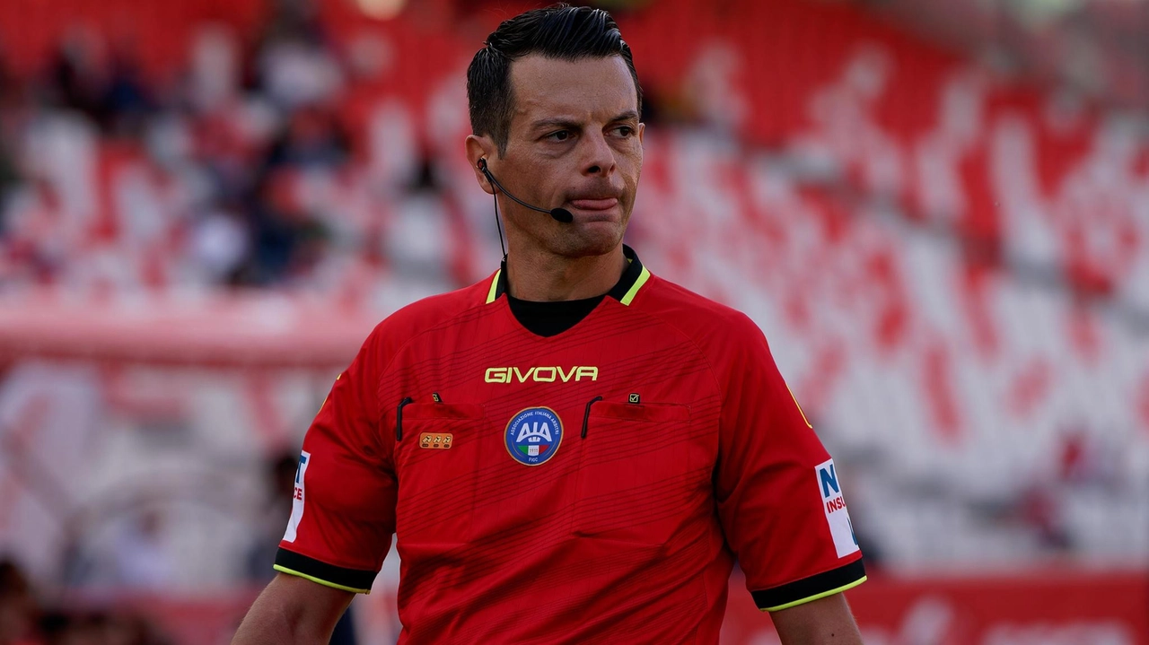 Ivano Pezzuto arbitrerà il match di sabato prossimo tra lo Spezia e il Modena, in programma allo stadio ‘Braglia’ alle... Ivano Pezzuto arbitrerà il match di sabato prossimo tra lo Spezia e il Modena, in programma allo stadio ‘Braglia’ alle...