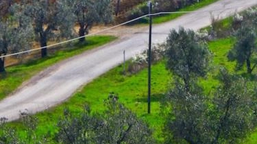 MASSA MARITTIMA La strada di Montebamboli che insiste su due province, Livorno e Grosseto, al centro di una disputa. "Da anni,...