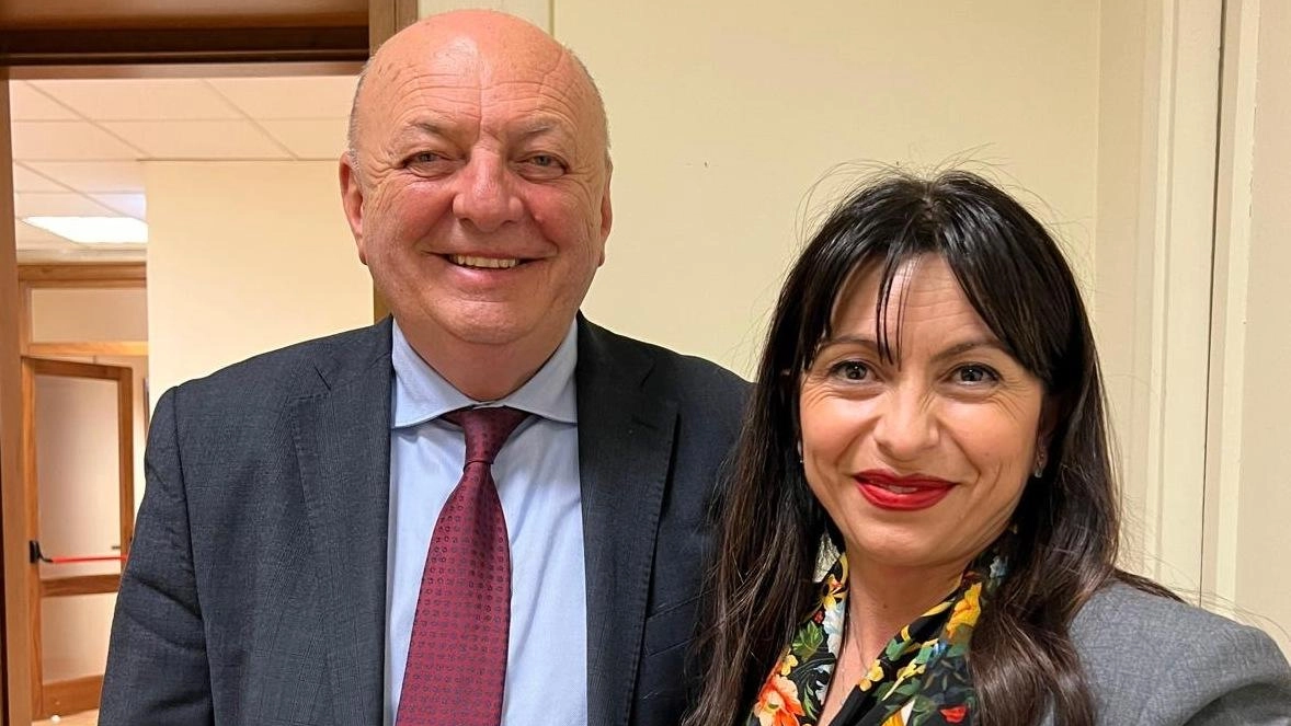 Il ministro dell’Ambiente e la presidente della Regione Il ministro dell’Ambiente e la presidente della Regione