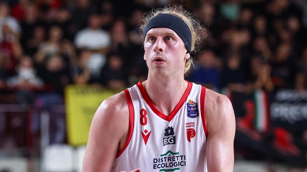 Trasferta (ore 19) da bollino rosso sul campo della sorpresa del campionato. Il tecnico di Pistoia: "Contento dell’arrivo di Derek, ora abbiamo un centro". Sul piano partita: "Grossi problemi se li lasceremo tirare nei primi secondi". Trasferta (ore 19) da bollino rosso sul campo della sorpresa del campionato. Il tecnico di Pistoia: "Contento dell’arrivo di Derek, ora abbiamo un centro". Sul piano partita: "Grossi problemi se li lasceremo tirare nei primi secondi".