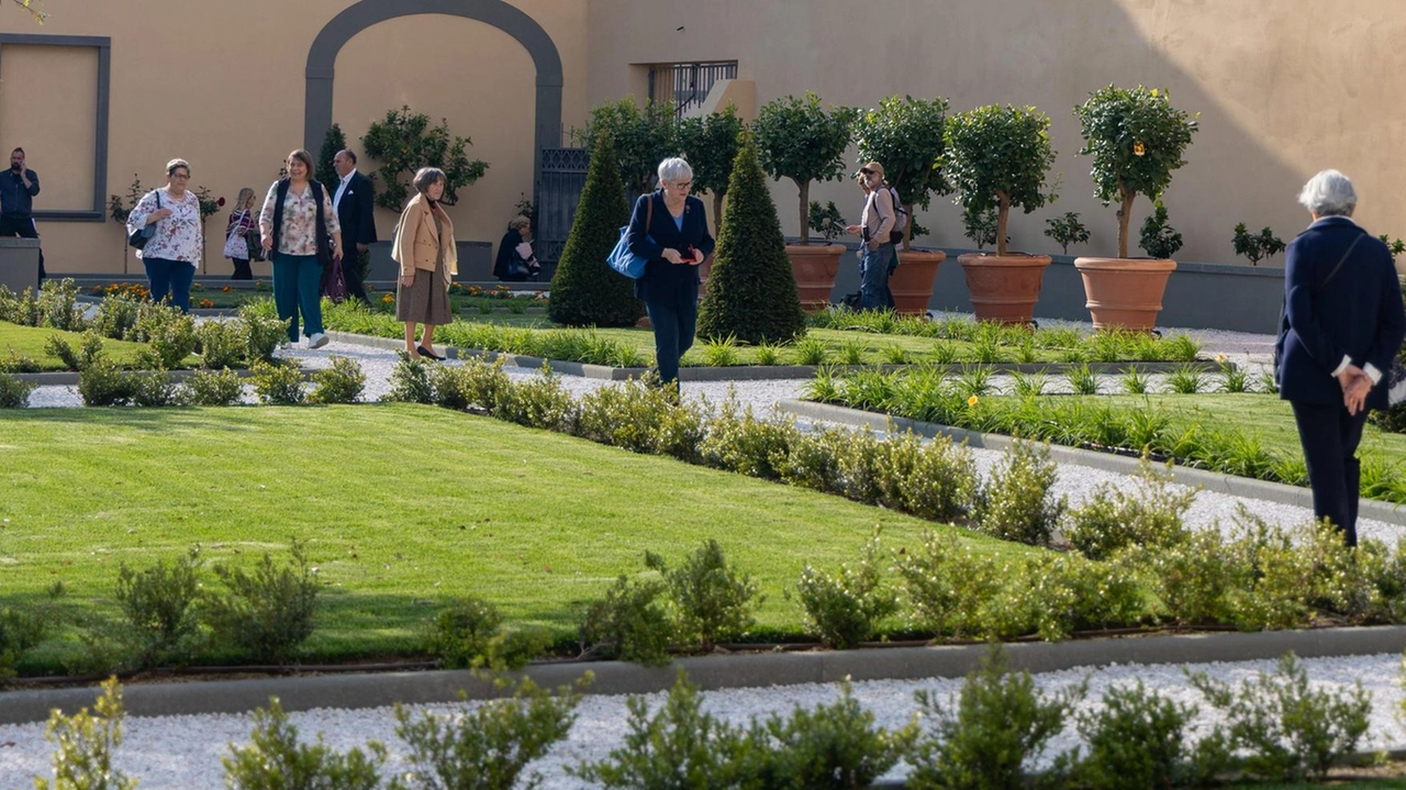 Il Giardino della Limonaia del palazzo Arcivescovile di Pisa torna finalmente al suo antico splendore e alla fruizione pubblica,...