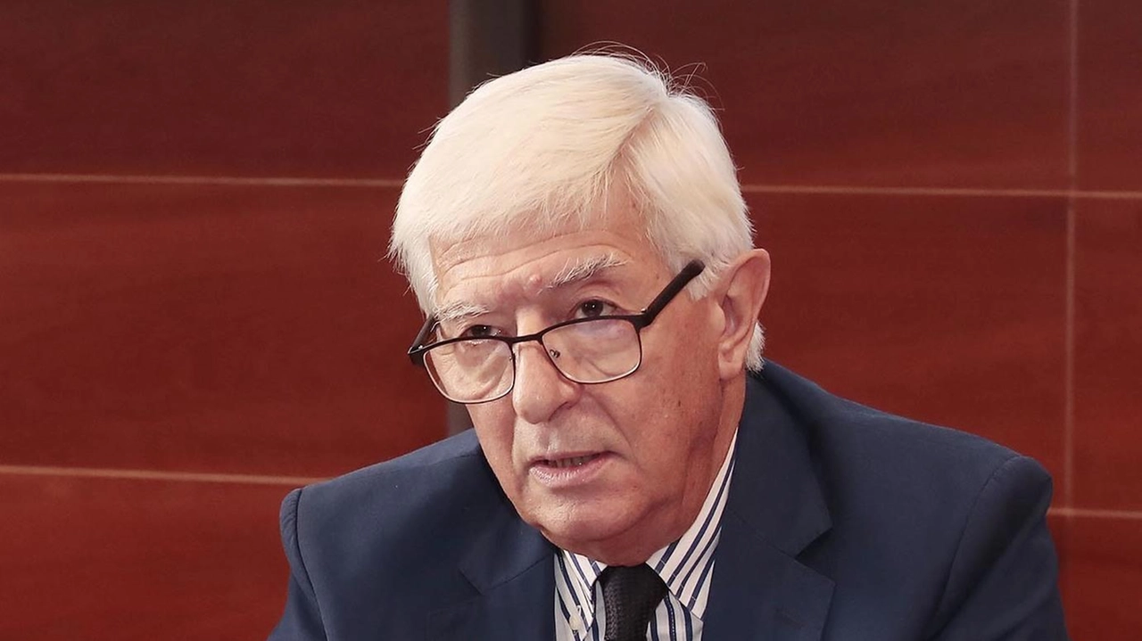 Carlo Rossi, presidente della Fondazione Mps, ha spiegato la posizione sul caso Fondazione Tls Carlo Rossi, presidente della Fondazione Mps, ha spiegato la posizione sul caso Fondazione Tls