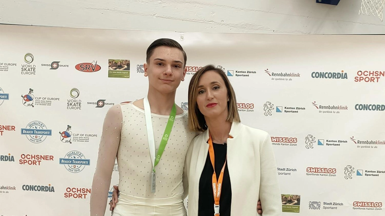 Mattia Danesi, pattinatore della Primavera, insieme a Candida Cocchi Mattia Danesi, pattinatore della Primavera, insieme a Candida Cocchi