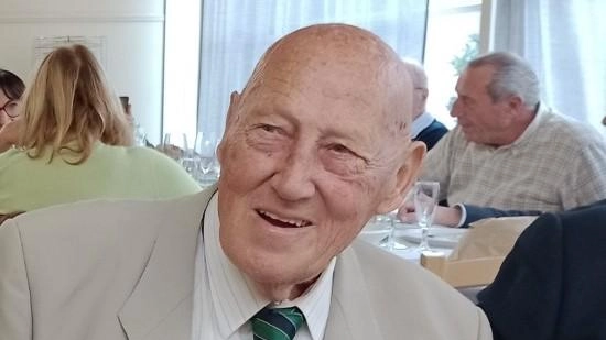 "Ho perso un amico con il quale ho condiviso una parte della mia vita". Così Giuseppe Iazzoni, 99 anni, ricorda... "Ho perso un amico con il quale ho condiviso una parte della mia vita". Così Giuseppe Iazzoni, 99 anni, ricorda...