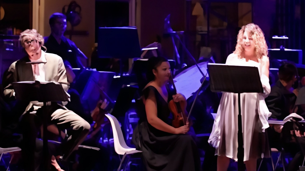 Questa notte alla Green Beach di Cinquale si terrà un concerto del quintetto d'archi 'Open Strings Quintet', che proporrà un mix di musica classica e rock. L'evento, organizzato dalla Fondazione Ort, promuove l'idea che non esista distinzione tra generi musicali, ma solo la bellezza della musica. I biglietti saranno in vendita a 5 euro e per informazioni è possibile contattare il numero 368 410947 o scrivere a montignosoestate@gmail.com. Questa notte alla Green Beach di Cinquale si terrà un concerto del quintetto d'archi 'Open Strings Quintet', che proporrà un mix di musica classica e rock. L'evento, organizzato dalla Fondazione Ort, promuove l'idea che non esista distinzione tra generi musicali, ma solo la bellezza della musica. I biglietti saranno in vendita a 5 euro e per informazioni è possibile contattare il numero 368 410947 o scrivere a montignosoestate@gmail.com.