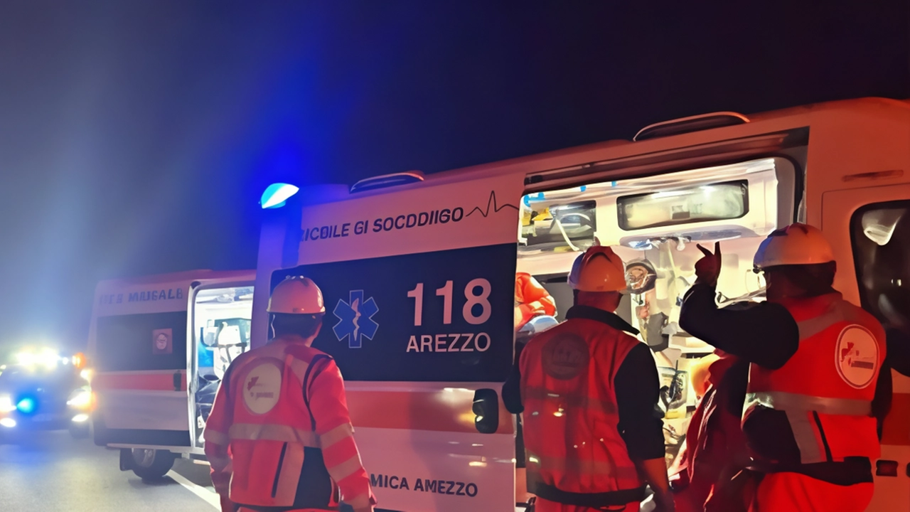 Estate e traffico: la Centrale 118 di Arezzo attiva il piano operativo per le emergenze stradali. Rafforzato il coordinamento tra Asl... Estate e traffico: la Centrale 118 di Arezzo attiva il piano operativo per le emergenze stradali. Rafforzato il coordinamento tra Asl...
