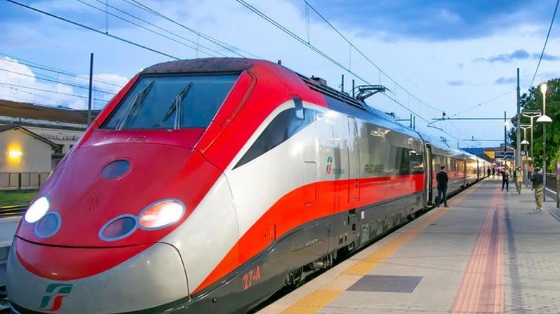 Il Frecciarossa alla stazione di Chiusi Il Frecciarossa alla stazione di Chiusi