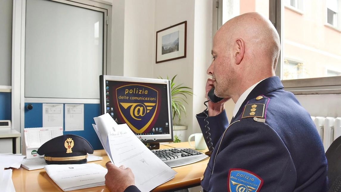 Tante le segnalazioni di furti di identità che arrivano alla polizia postale Tante le segnalazioni di furti di identità che arrivano alla polizia postale