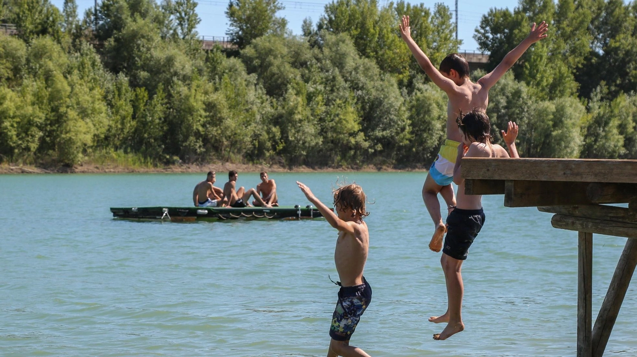 Renai, festa in spiaggia per i 25 anni del parco