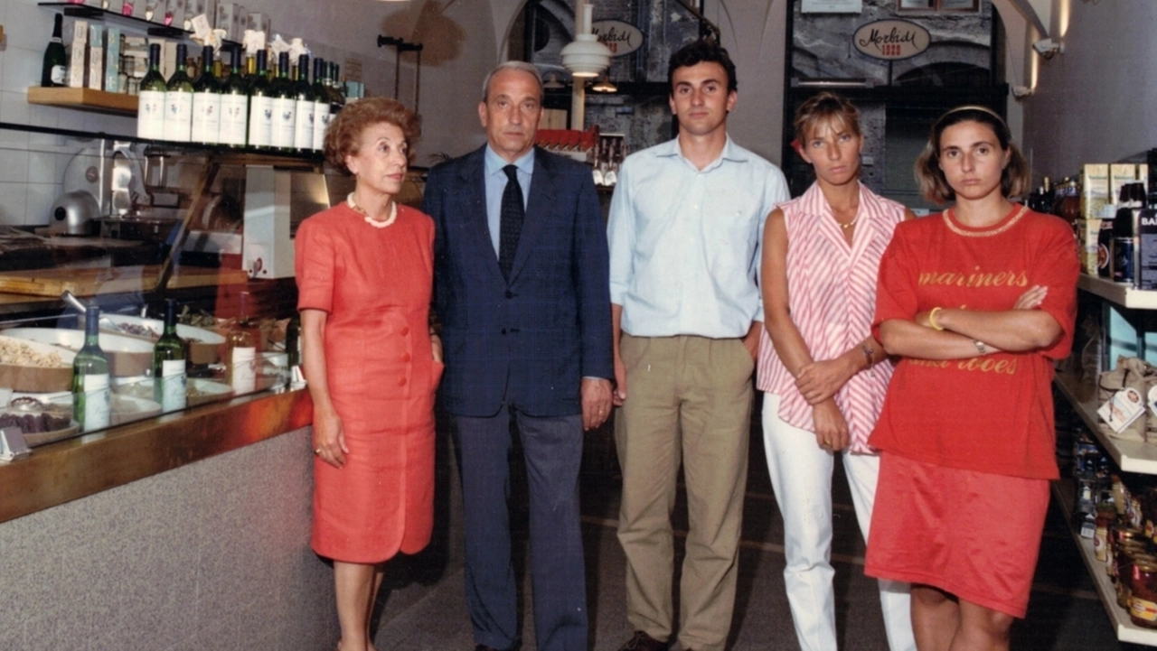 Lucia, Sandro, Antonio, Alessandra e Patrizia Morbidi Lucia, Sandro, Antonio, Alessandra e Patrizia Morbidi