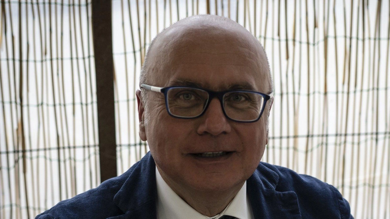 Interrogazione urgente del consigliere Pd Alessandro Masi (foto) al sindaco Nicoletta Fabio sui tagli del Governo alle province per... Interrogazione urgente del consigliere Pd Alessandro Masi (foto) al sindaco Nicoletta Fabio sui tagli del Governo alle province per...