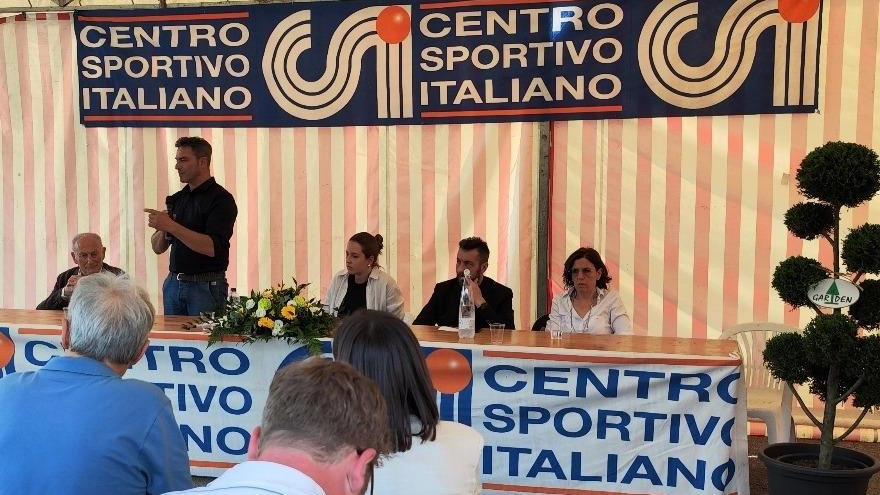 L’intero progetto e le opere di riqualificazione dell’impianto sportivo “Beniamino Ubaldi“ sono state presentate alla cittadinanza L’intero progetto e le opere di riqualificazione dell’impianto sportivo “Beniamino Ubaldi“ sono state presentate alla cittadinanza