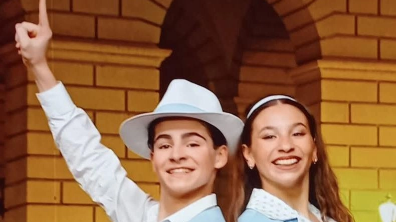 Francesco Perlamagna (15 anni) e Ginevra Mantovani (17) reduci da ’Ballando’ Francesco Perlamagna (15 anni) e Ginevra Mantovani (17) reduci da ’Ballando’