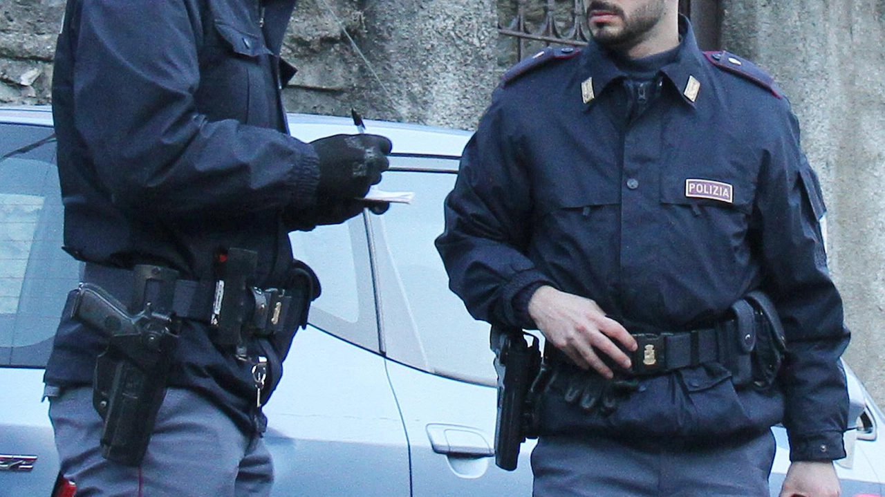 Indaga la Polizia. Il fenomeno non accenna a diminuire e crea malumore Indaga la Polizia. Il fenomeno non accenna a diminuire e crea malumore