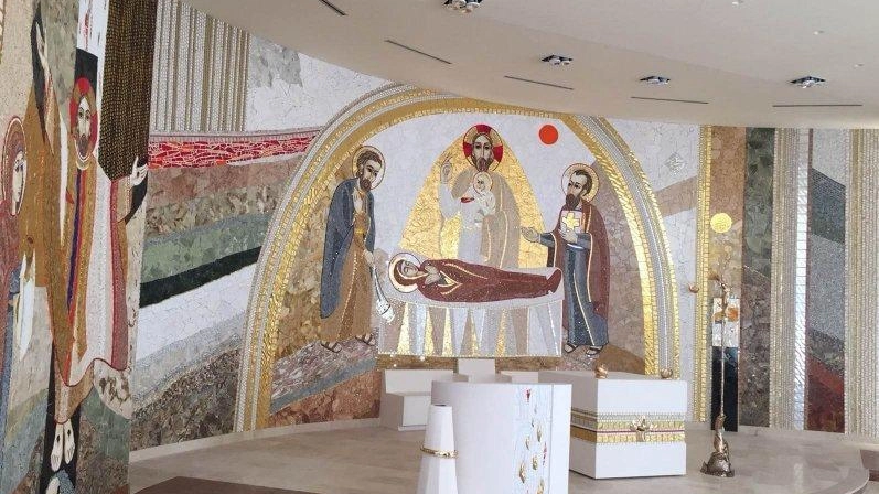 Il gioiello realizzato nella cappella della sede nel 2018 dovrà essere rimosso o non esposto?. L’ex gesuita è accusato di abusi su religiose. La Fondazione: "Distinguere l’autore dalla creazione". Il gioiello realizzato nella cappella della sede nel 2018 dovrà essere rimosso o non esposto?. L’ex gesuita è accusato di abusi su religiose. La Fondazione: "Distinguere l’autore dalla creazione".