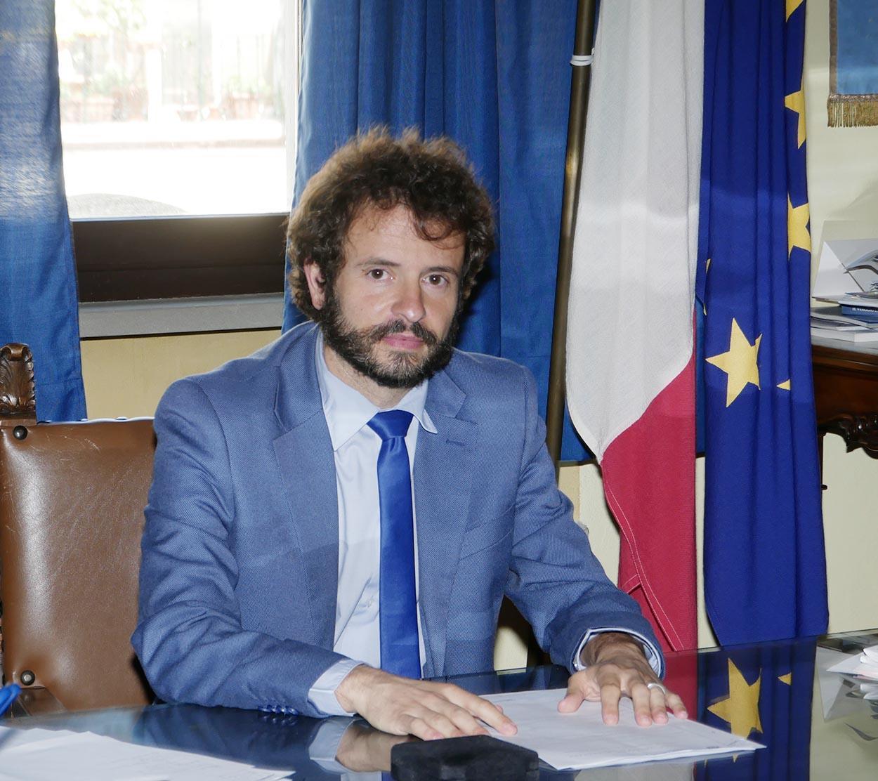 il servizio idrico resti pubblico