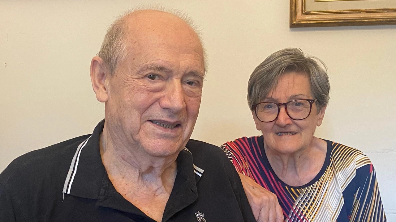 Nozze di diamante per Enrico Nencioni e Olga Vitali, che festeggeranno circondati dall’affetto dei loro quattro figli e otto nipoti.... Nozze di diamante per Enrico Nencioni e Olga Vitali, che festeggeranno circondati dall’affetto dei loro quattro figli e otto nipoti....