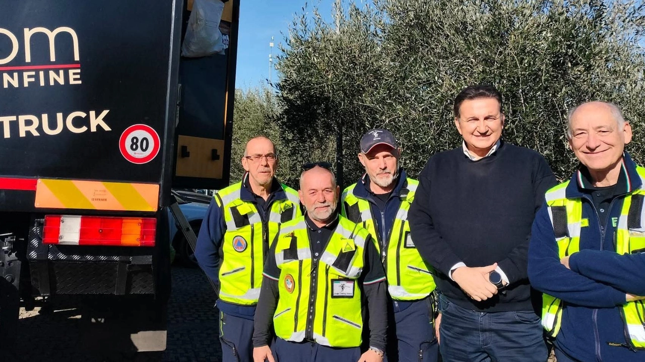 Il Gruppo Trekking Senese ha svolto un ruolo determinante per accompagnare Roberto Giacobbo durante la puntata di ’Freedom’ Il Gruppo Trekking Senese ha svolto un ruolo determinante per accompagnare Roberto Giacobbo durante la puntata di ’Freedom’