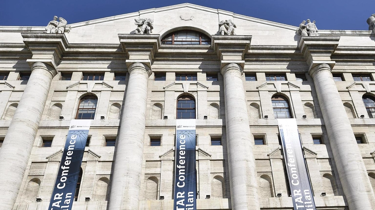 Spread su a 98,2 punti. Debole Nexi, banche in ordine sparso Spread su a 98,2 punti. Debole Nexi, banche in ordine sparso