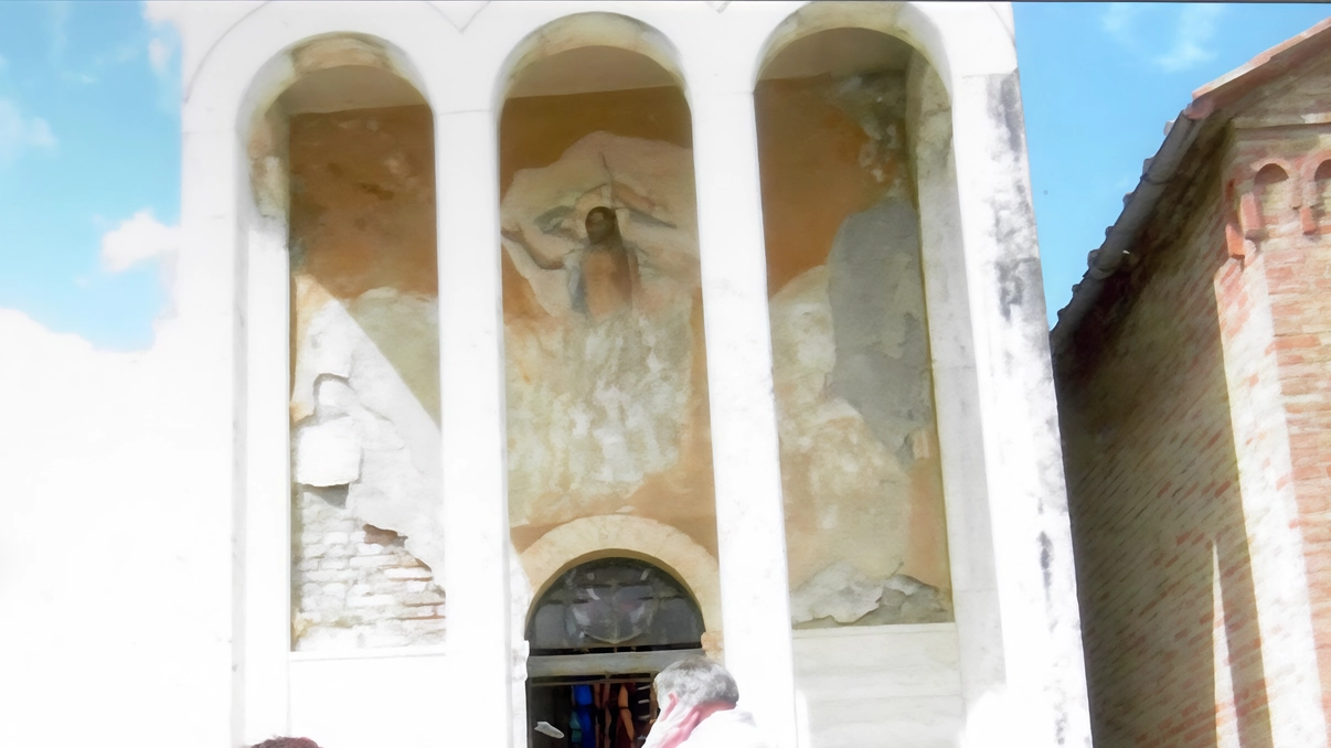I rappresentanti del Comitato Gori insieme ad alcuni esperti davanti alla cappella Volpini il 3 settembre scorso: è partita una fase decisiva della nuova indagine sulla strage I rappresentanti del Comitato Gori insieme ad alcuni esperti davanti alla cappella Volpini il 3 settembre scorso: è partita una fase decisiva della nuova indagine sulla strage