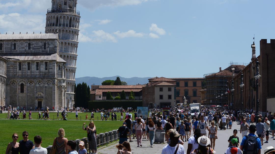 Guida turistica contro i visitatori cafoni: ‘Vengono solo per postare i selfie’ Guida turistica contro i visitatori cafoni: ‘Vengono solo per postare i selfie’