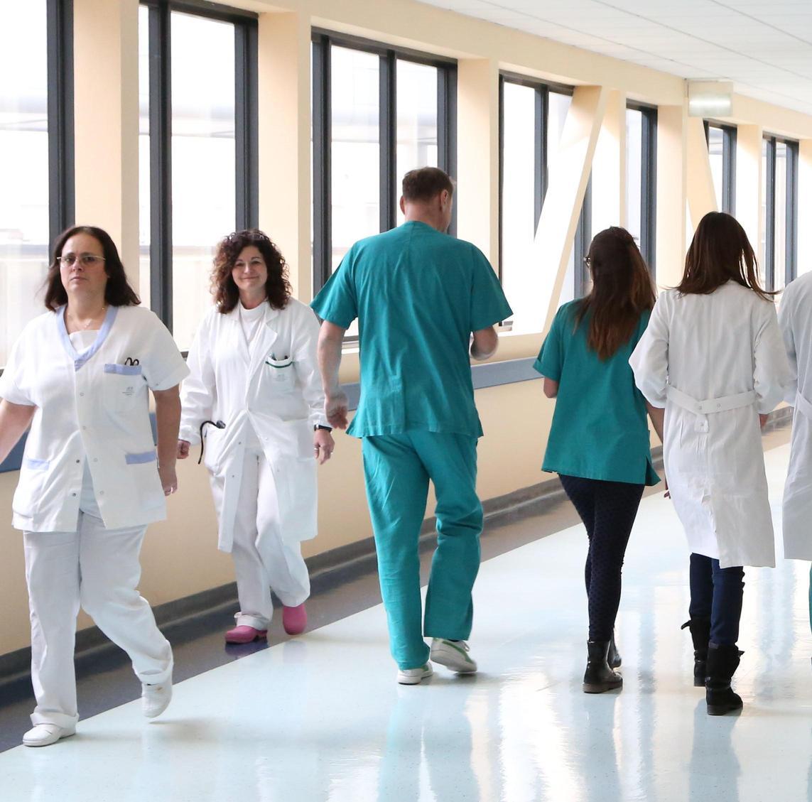 Nasce ‘Umbria in Salute’ . La sanità anche in digitale: "Affidabilità e trasparenza" Nasce ‘Umbria in Salute’ . La sanità anche in digitale: "Affidabilità e trasparenza"