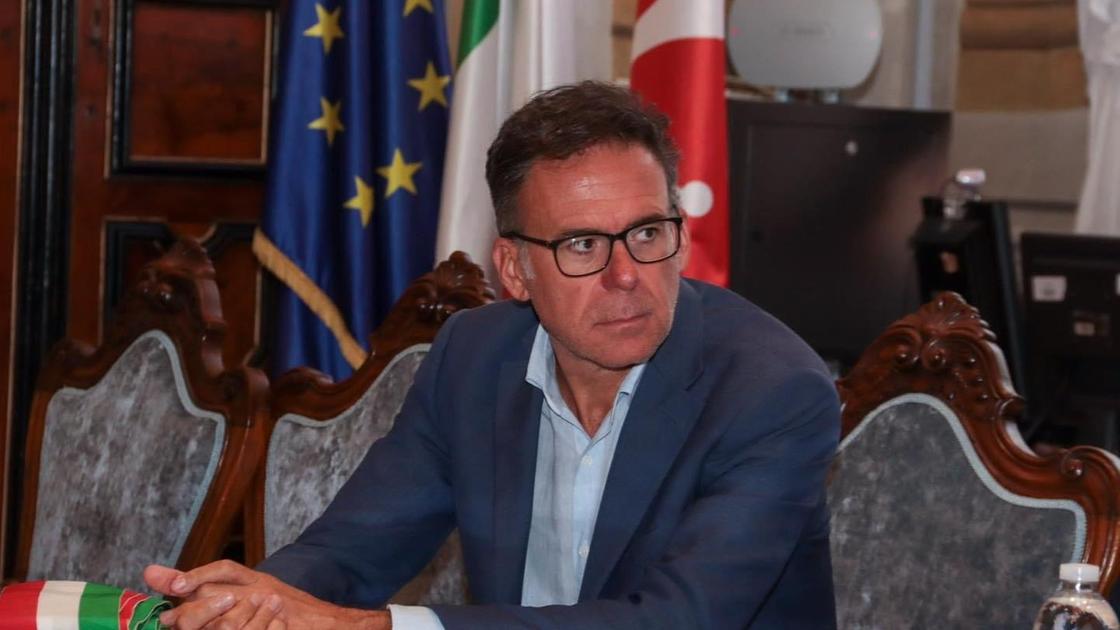 Torna la zona rossa a Pisa, Conti: "Dove c’è bisogno di più sicurezza, noi ci siamo" Torna la zona rossa a Pisa, Conti: "Dove c’è bisogno di più sicurezza, noi ci siamo"