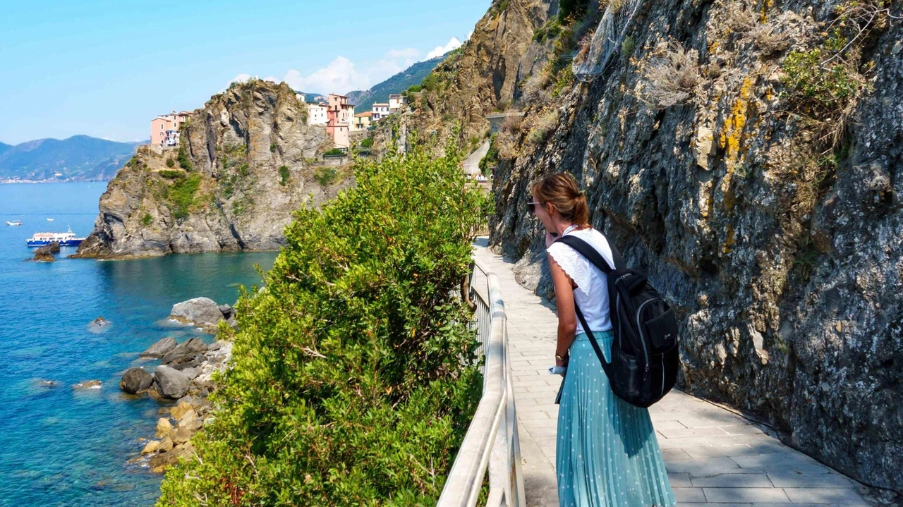 La Via dell’Amore diventa location per matrimoni: il costo è di 5mila euro La Via dell’Amore diventa location per matrimoni: il costo è di 5mila euro