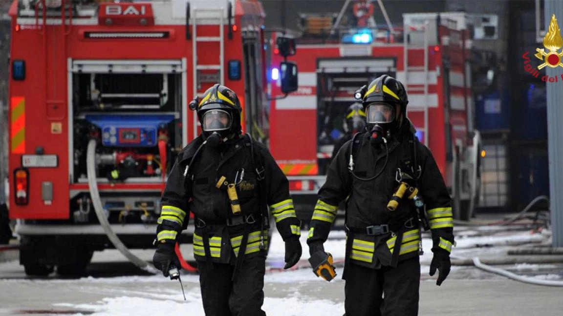 Sul posto sono intervenuti i vigili del fuoco (foto di repertorio)