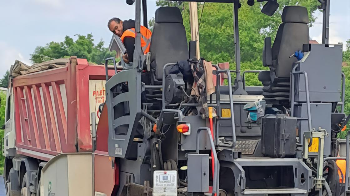 Sp36, via all’asfaltatura. Valle di Zeri torna sicura