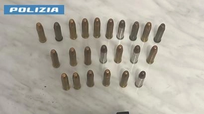 La pistola rubata nel Senese e i proiettili