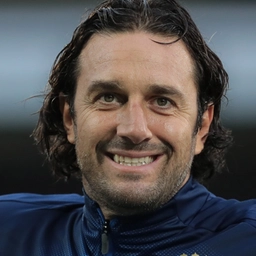 “Incontro con Luca Toni: storie e ricordi di un campione del mondo”