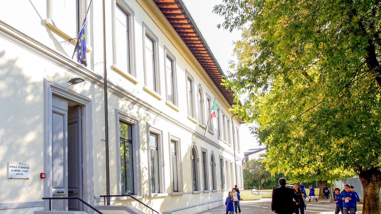 La fine dei lavori alla scuola elementare Alimondo Ciampi di San Mauro sono previsti per la fine dell’anno La fine dei lavori alla scuola elementare Alimondo Ciampi di San Mauro sono previsti per la fine dell’anno