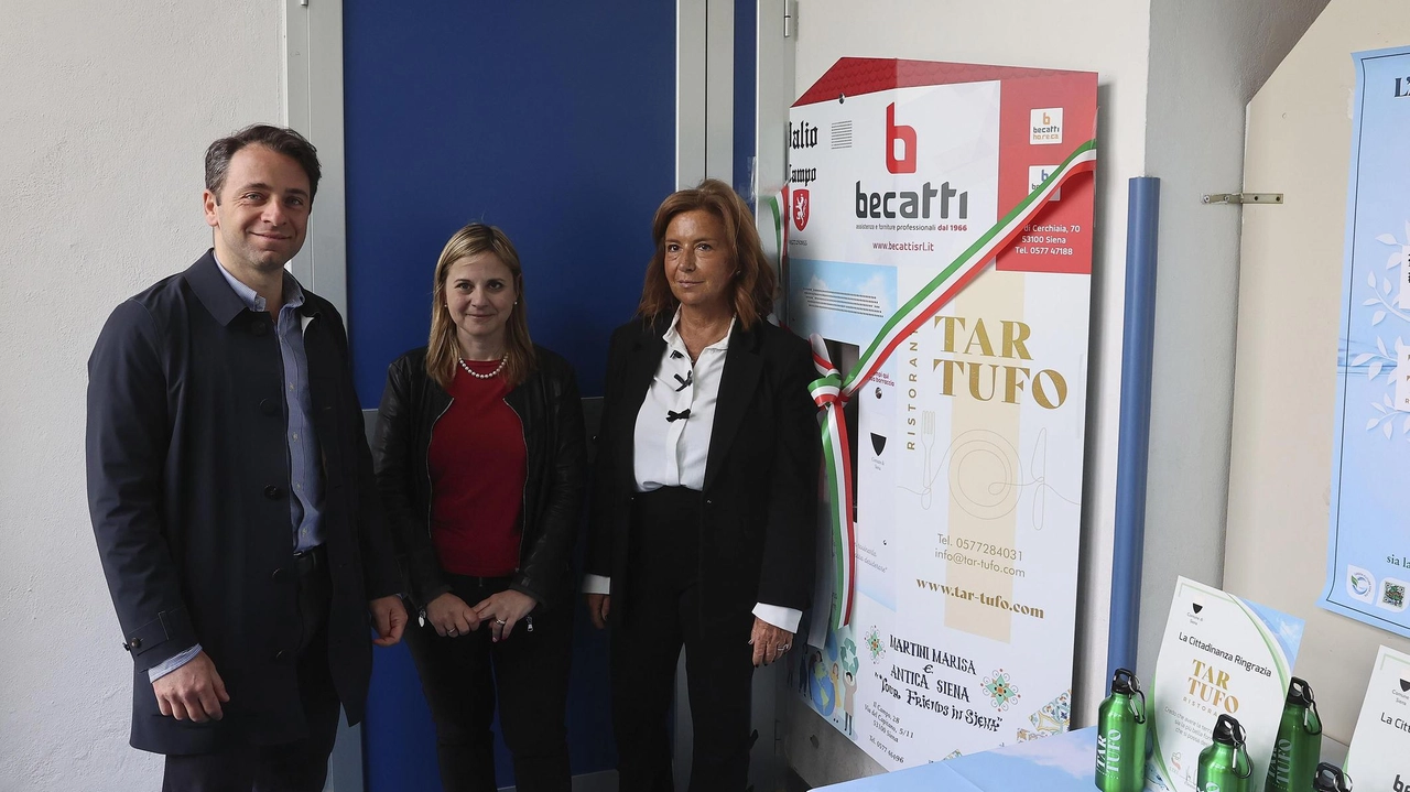 Taglio del nastro per l’apparecchio: lotta alla diffusione di plastica nell’ambiente Taglio del nastro per l’apparecchio: lotta alla diffusione di plastica nell’ambiente