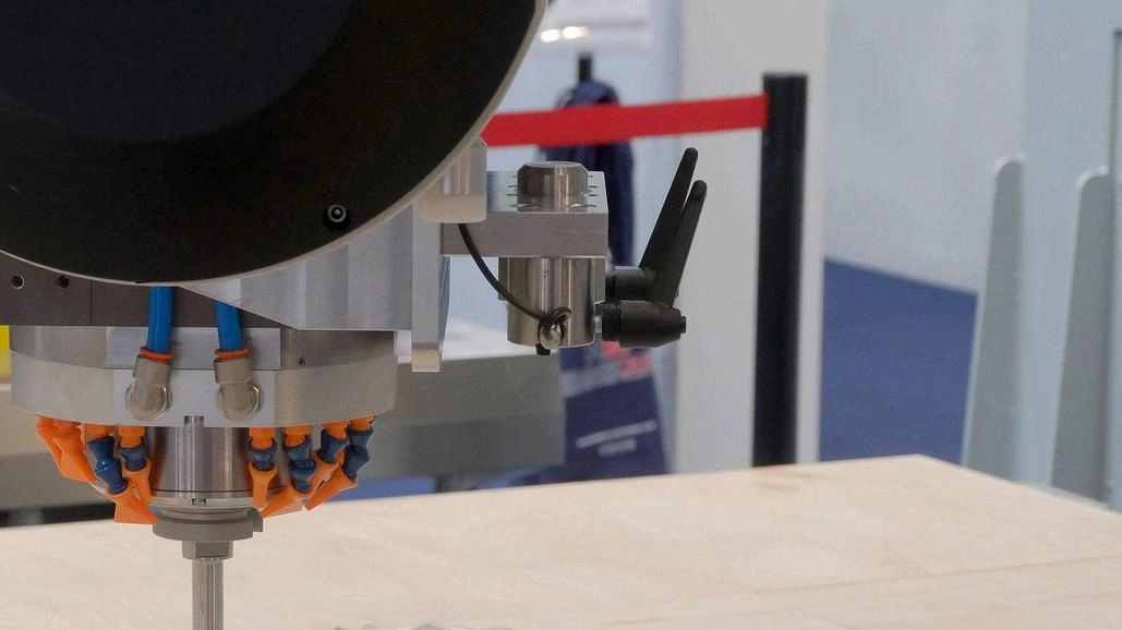 Le aziende apuane a Verona sono le più acclamate per nuove tecnologie e design Le aziende apuane a Verona sono le più acclamate per nuove tecnologie e design