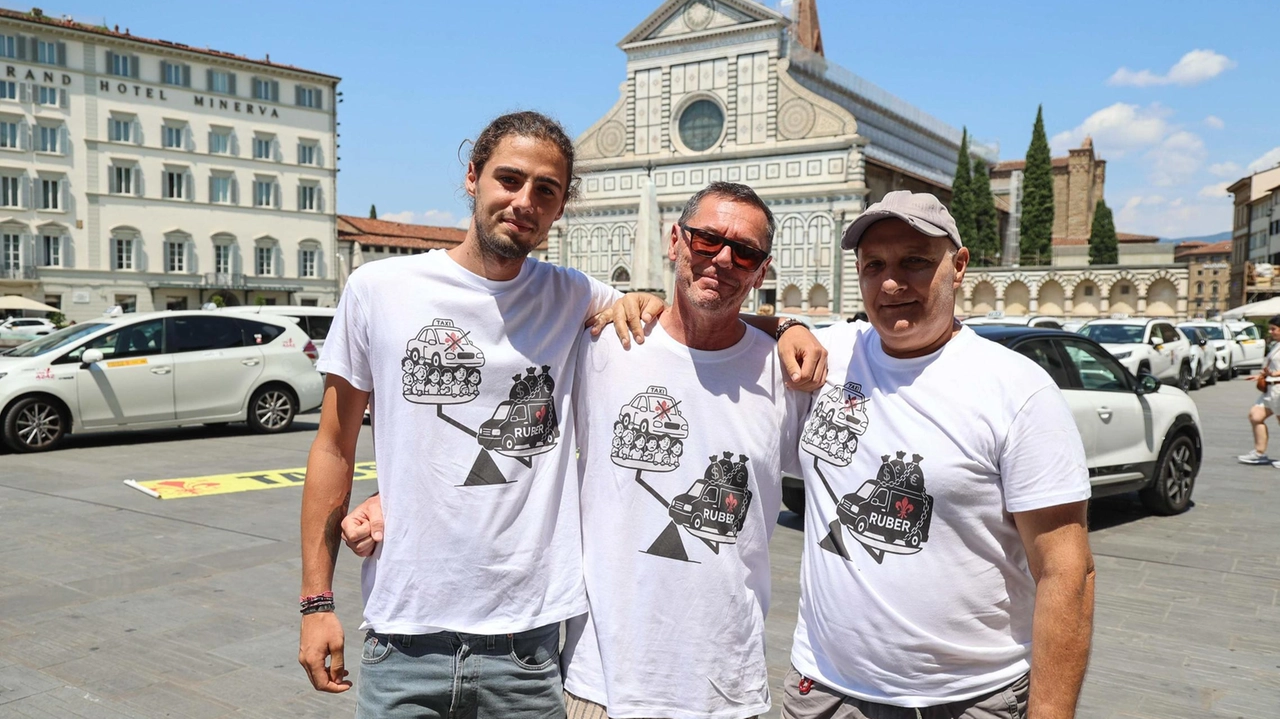 Le auto bianche scioperano contro la concorrenza via App "Confronto per cambiare". Durante lo stop prezzi ’privati’ impazziti. Le auto bianche scioperano contro la concorrenza via App "Confronto per cambiare". Durante lo stop prezzi ’privati’ impazziti.