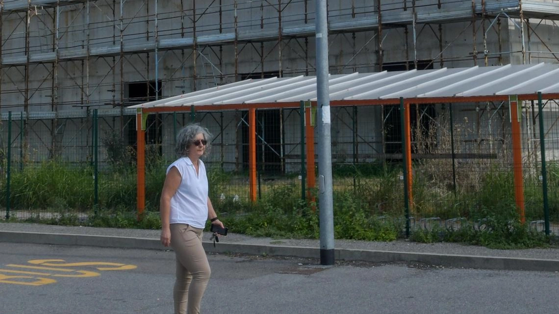 Dalla Regione Liguria un investimento complessivo di 400 milioni. A Beverino finanziato con 206mila euro l’intervento alla ’Rodari’. "Nel giro di dieci anni abbiamo messo mano a oltre 850 plessi". Dalla Regione Liguria un investimento complessivo di 400 milioni. A Beverino finanziato con 206mila euro l’intervento alla ’Rodari’. "Nel giro di dieci anni abbiamo messo mano a oltre 850 plessi".