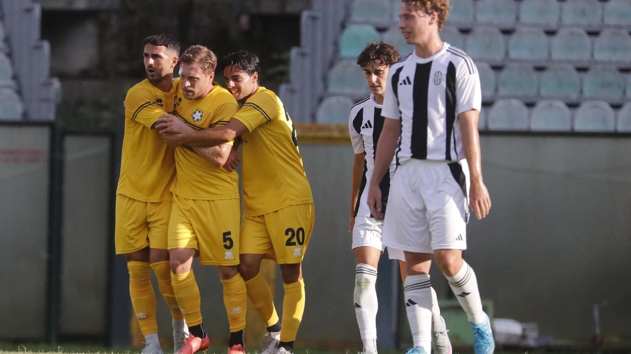 Robur in bambola: che brutta figura!. La Vis Cittadella Modena segna sei gol