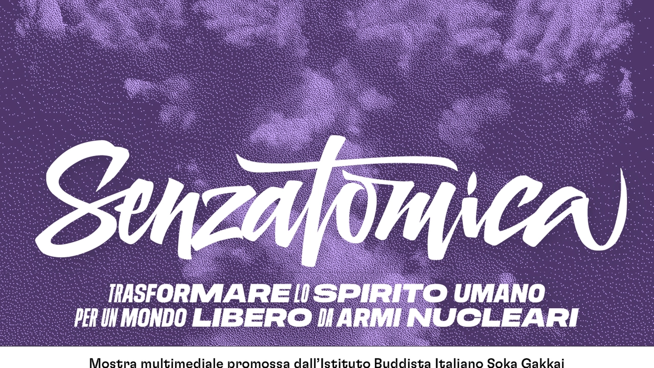La locandina della mostra 'Senzatomica' La locandina della mostra 'Senzatomica'