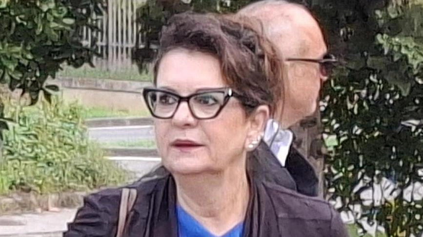 di Stefano Brogioni FIRENZE La sentenza di condanna a trent’anni di Elona Kalesha per il duplice omicidio dei genitori del suo ex... di Stefano Brogioni FIRENZE La sentenza di condanna a trent’anni di Elona Kalesha per il duplice omicidio dei genitori del suo ex...