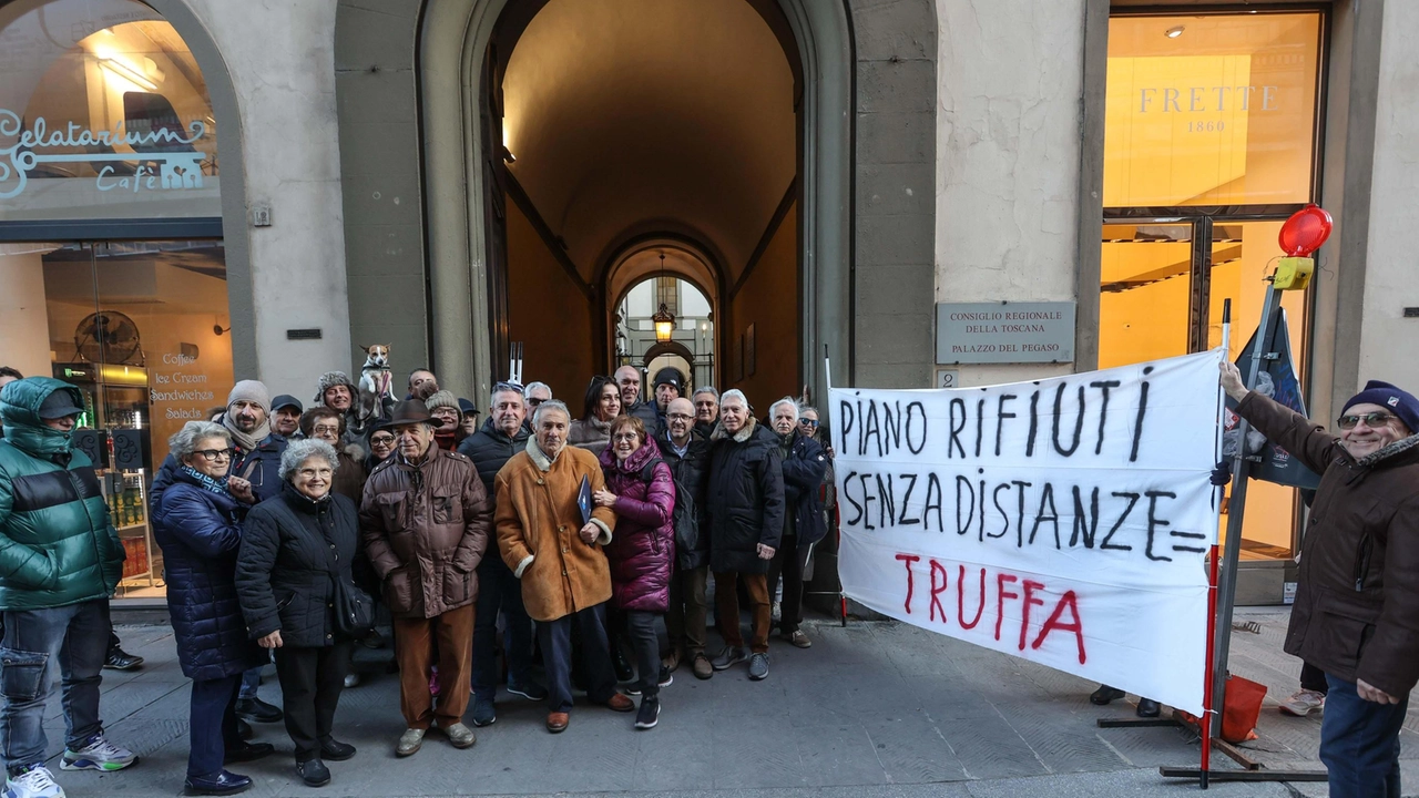 "Dobbiamo ringraziare il sindaco Del Chiaro ed Ermanno Ercolini per averci dato la fortuna di ricevere, vicini alle nostre case,... "Dobbiamo ringraziare il sindaco Del Chiaro ed Ermanno Ercolini per averci dato la fortuna di ricevere, vicini alle nostre case,...