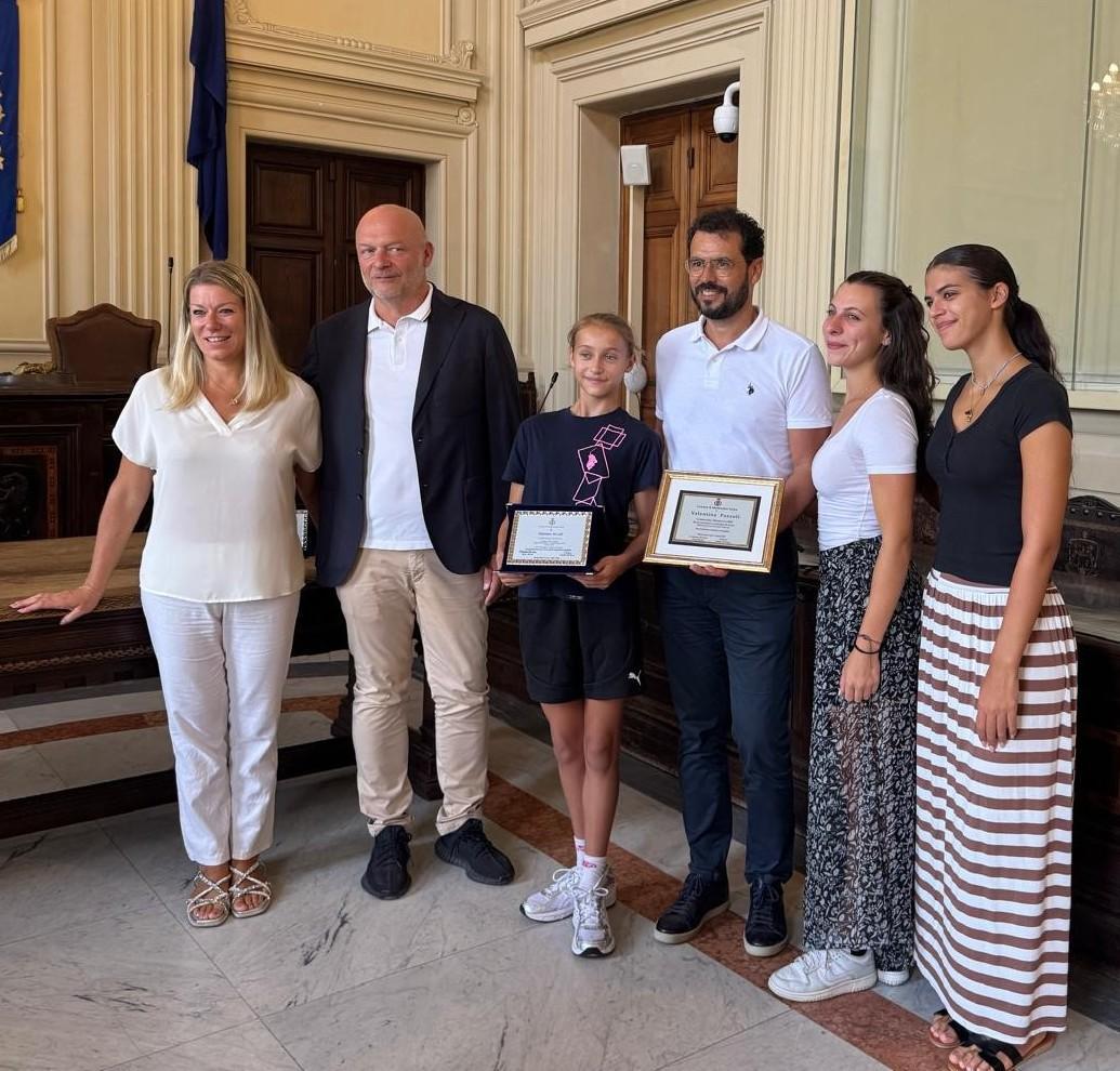 applausi a valentina e alice due talenti del pattinaggio artistico