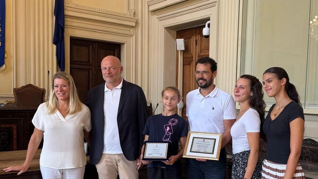 Il Pattinaggio Artistico Toscana continua a raccogliere successi grazie alle sue atlete e alla dedizione delle istruttrici. Il sindaco Claudio... Il Pattinaggio Artistico Toscana continua a raccogliere successi grazie alle sue atlete e alla dedizione delle istruttrici. Il sindaco Claudio...