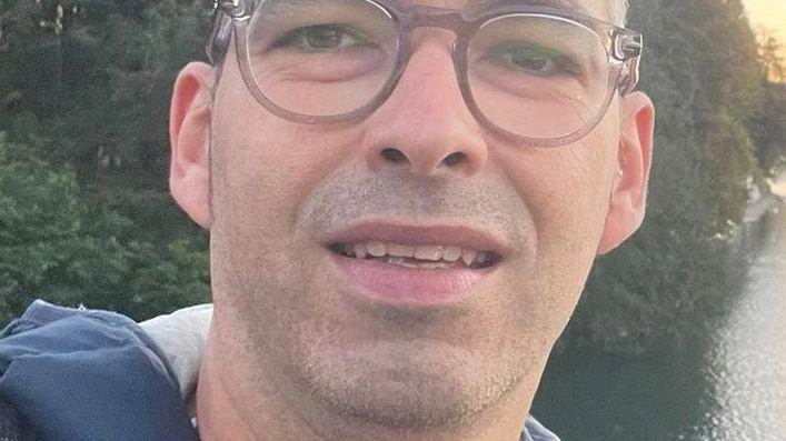 CAPRAIA E LIMITE (Firenze) Un centro sportivo, due campi da calcio e due partite in contemporanea. Da una parte il... CAPRAIA E LIMITE (Firenze) Un centro sportivo, due campi da calcio e due partite in contemporanea. Da una parte il...