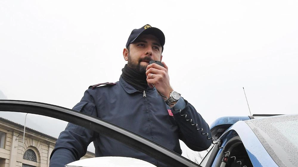 PISTOIA Continua la lotta allo spaccio nelle piazze e nei parchi della nostra città. L’ultimo arresto risale a una settimana fa:... PISTOIA Continua la lotta allo spaccio nelle piazze e nei parchi della nostra città. L’ultimo arresto risale a una settimana fa:...